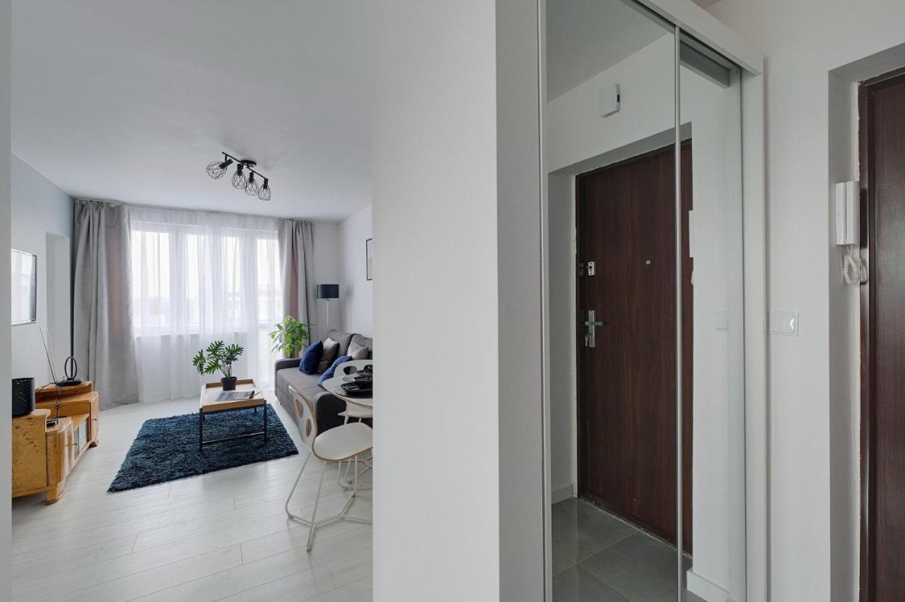 Warsaw Inside Solec With Private Parking Διαμέρισμα Εξωτερικό φωτογραφία